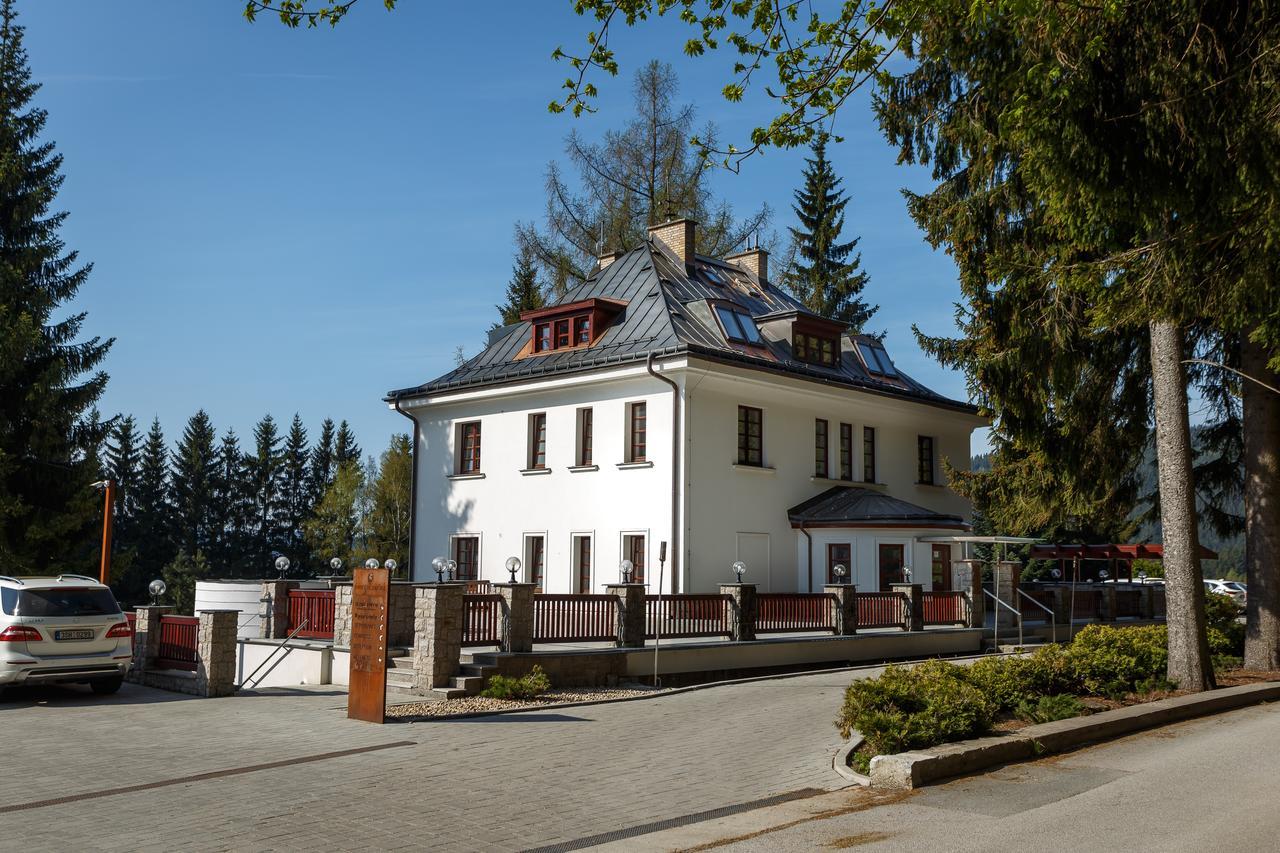 Bedriska Wellness & 4* Spindleruv Mlyn